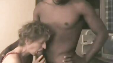 Hai cô gái sex k che sẽ giúp bạn kiêm trong khối JOI